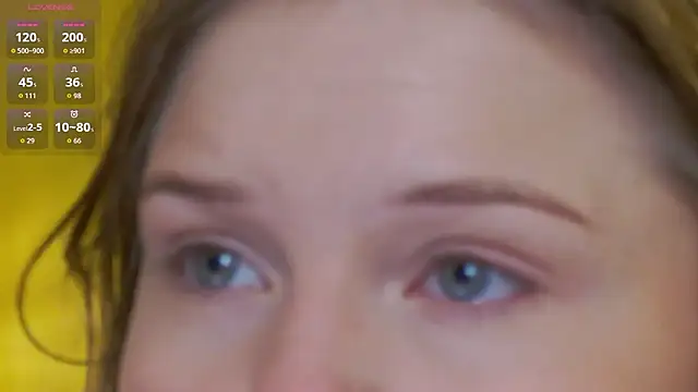 Snapshot of lessysweety chatting on February 23, 2026, 3:19 am lessysweety online show from February 23, 2026, 3:19 am