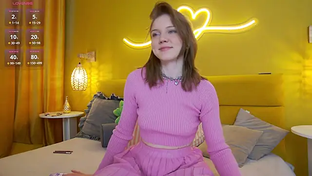 Snapshot of lessysweety chatting on February 25, 2026, 4:01 am lessysweety online show from February 25, 2026, 4:01 am