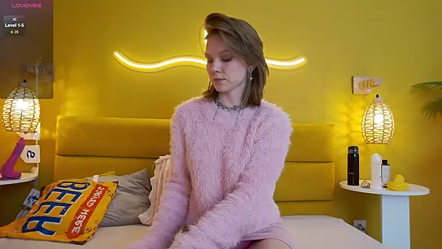 Snapshot of lessysweety chatting on October 2, 2025, 3:21 am lessysweety online show from October 2, 2025, 3:21 am