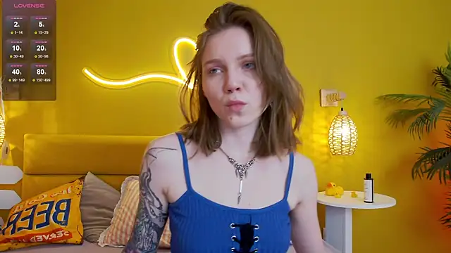 Snapshot of lessysweety chatting on September 24, 2025, 3:13 am lessysweety online show from September 24, 2025, 3:13 am