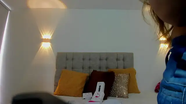 Snapshot of Carolina_hernandez22 chatting on September 24, 2025, 2:12 pm Carolina hernandez22 online show from September 24, 2025, 2:12 pm