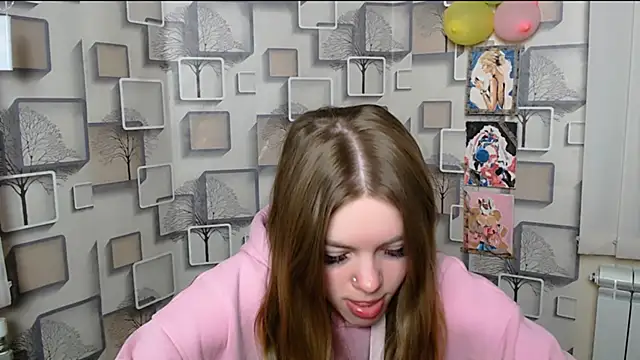 AliceFlirtt  online show from March 3, 2025, 8:41 am