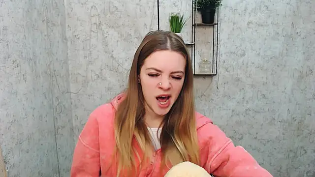 AliceFlirtt  online show from February 24, 2025, 8:27 am