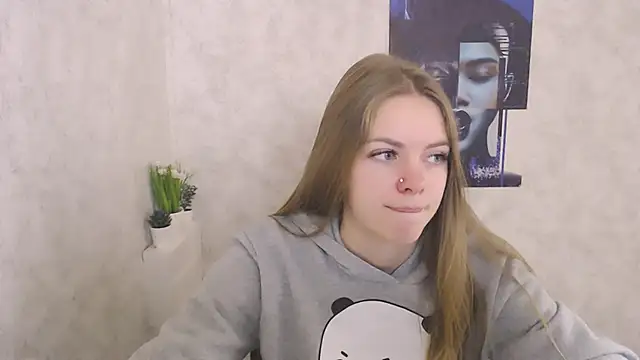 AliceFlirtt  online show from October 13, 2025, 6:59 am