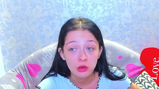 Vanessa Florence online show from September 26, 2025, 1:12 am