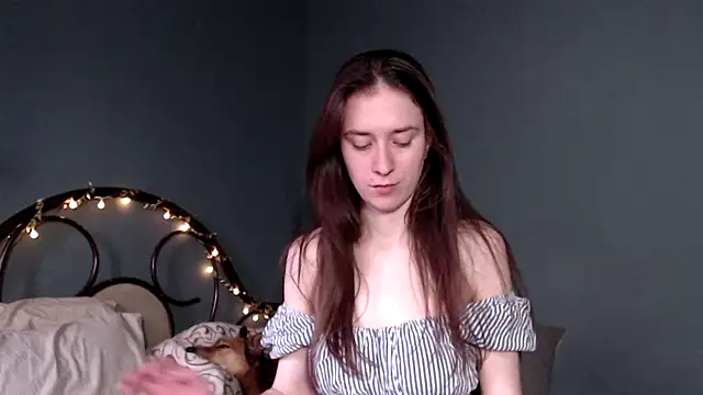 wow  kelly online show from April 21, 2026, 2:56 pm