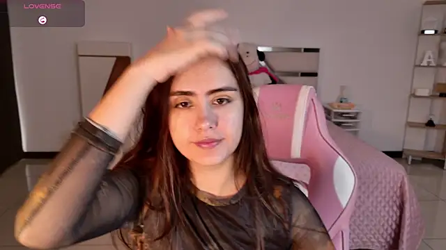 Snapshot of AllisonPalmer chatting on October 23, 2025, 2:27 pm AllisonPalmer online show from October 23, 2025, 2:27 pm