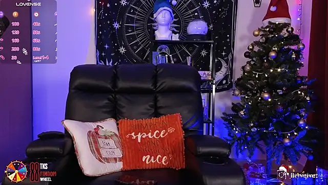 LilyVelvett online show from December 8, 2024, 1:52 am
