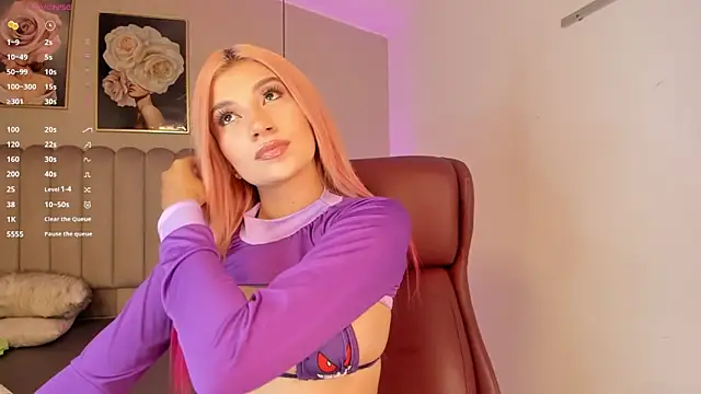 Snapshot of Emma_Thompsson chatting on September 21, 2025, 2:28 am Emma Thompsson online show from September 21, 2025, 2:28 am