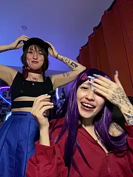 Snapshot of Dooubletroublee chatting on December 21, 2025, 9:59 pm Dooubletroublee online show from December 21, 2025, 9:59 pm