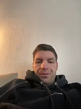 Snapshot of Ricoleckt chatting on February 28, 2025, 10:09 am Ricoleckt online show from February 28, 2025, 10:09 am