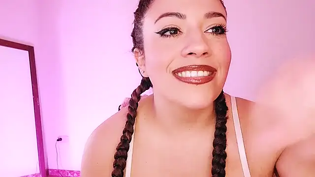 Latina hot2024 online show from February 12, 2025, 11:40 am