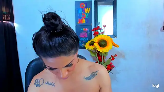 juanblakbigcock online show from April 16, 2026, 9:39 pm