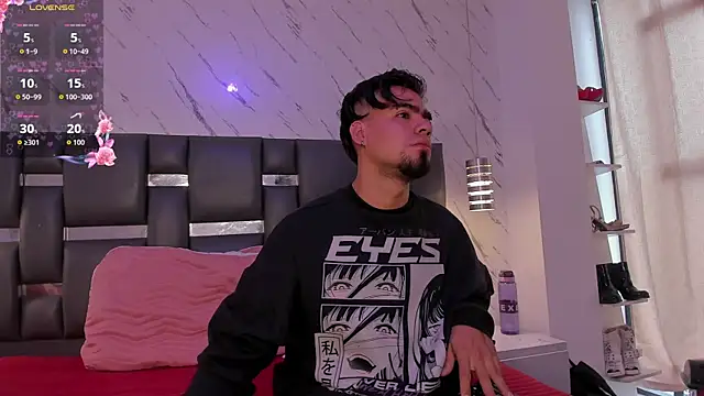 PittAndLunaa online show from April 7, 2026, 12:18 pm