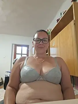 fekete demon online show from July 27, 2026, 7:43 pm