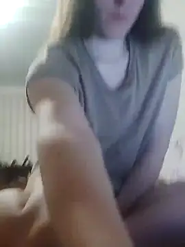 emeli moon online show from December 8, 2024, 8:36 pm