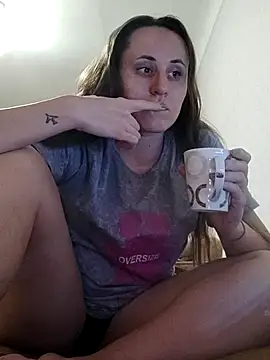 emeli moon online show from October 5, 2025, 5:47 pm