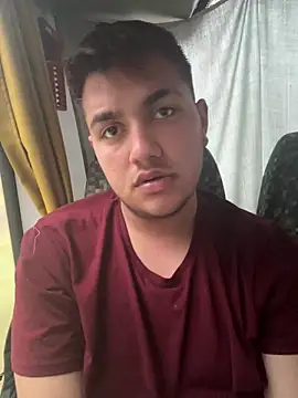 lacikaboyy online show from February 26, 2025, 4:05 pm