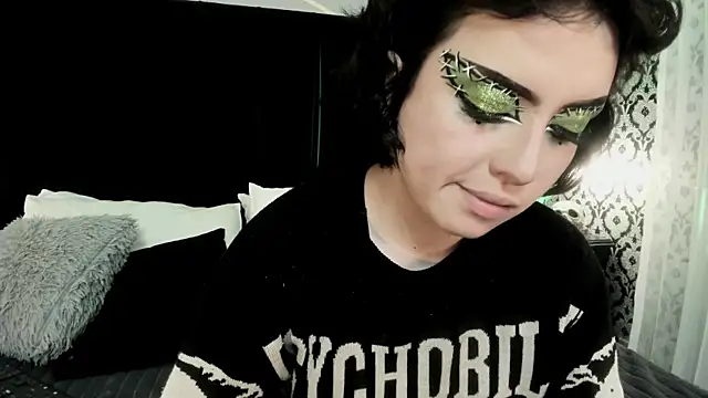 Snapshot of Adeelinee chatting on October 21, 2025, 7:57 pm Adeelinee online show from October 21, 2025, 7:57 pm