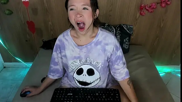 Snapshot of jenelotizz06 chatting on October 24, 2025, 12:09 am jenelotizz06 online show from October 24, 2025, 12:09 am