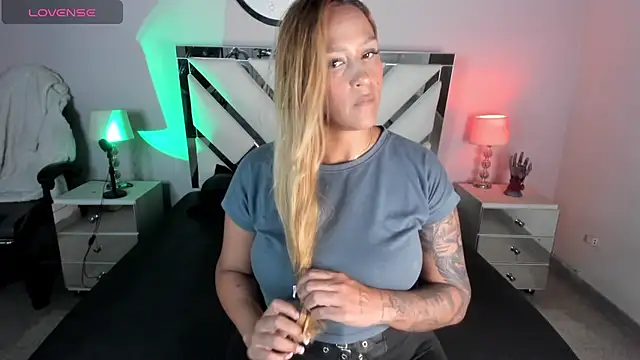 AnyyJones online show from March 7, 2025, 9:17 pm