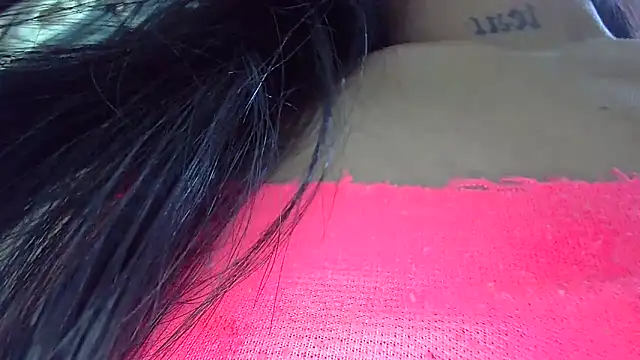 white sexy  online show from September 9, 2025, 10:14 am