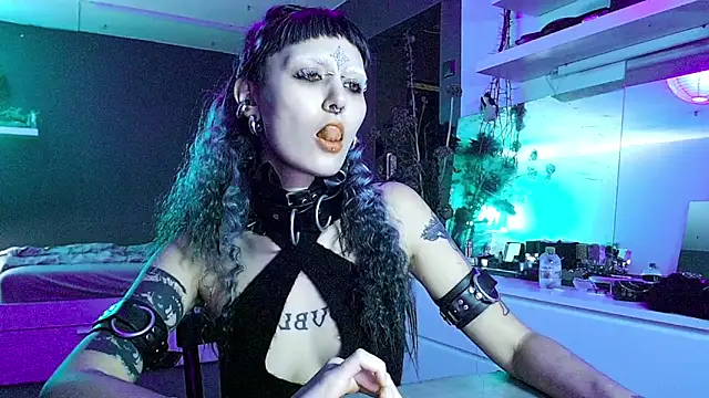 god x girl online show from December 23, 2024, 1:18 am