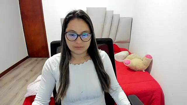 samantha  wilson online show from April 12, 2026, 11:02 am