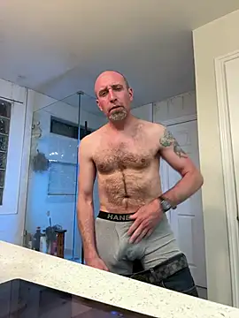 Snapshot of El_Gizmo chatting on February 19, 2026, 1:57 am El Gizmo online show from February 19, 2026, 1:57 am