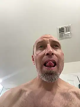 Snapshot of El_Gizmo chatting on November 20, 2025, 7:53 am El Gizmo online show from November 20, 2025, 7:53 am