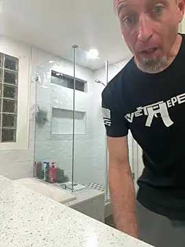 Snapshot of El_Gizmo chatting on November 12, 2025, 12:31 pm El Gizmo online show from November 12, 2025, 12:31 pm