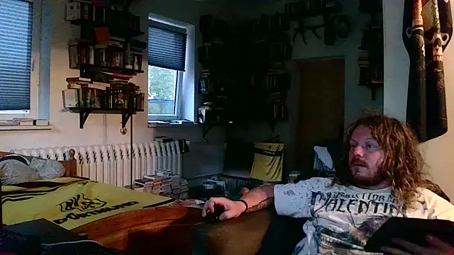 Snapshot of sunr1sa chatting on October 18, 2025, 5:42 am sunr1sa online show from October 18, 2025, 5:42 am