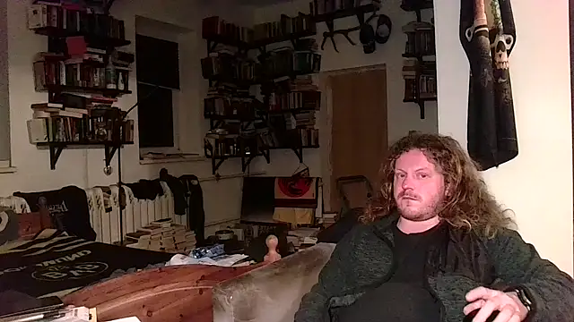 sunr1sa online show from December 22, 2025, 8:42 pm