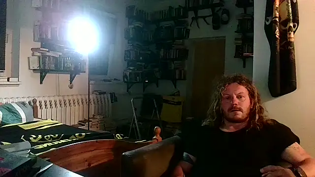 Snapshot of sunr1sa chatting on September 23, 2025, 4:08 am sunr1sa online show from September 23, 2025, 4:08 am