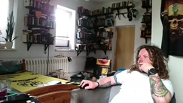 sunr1sa online show from April 12, 2026, 11:13 am