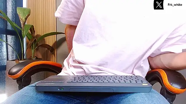 Mr WhiteCock online show from October 19, 2025, 7:38 pm