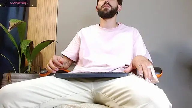 Mr WhiteCock online show from October 31, 2025, 11:55 pm