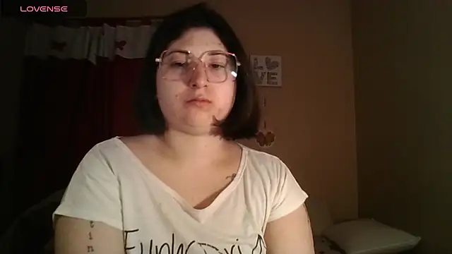 imsohornydacom online show from October 13, 2025, 12:12 am