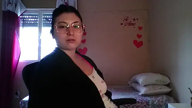 Snapshot of imsohornydacom chatting on February 15, 2026, 6:18 pm imsohornydacom online show from February 15, 2026, 6:18 pm