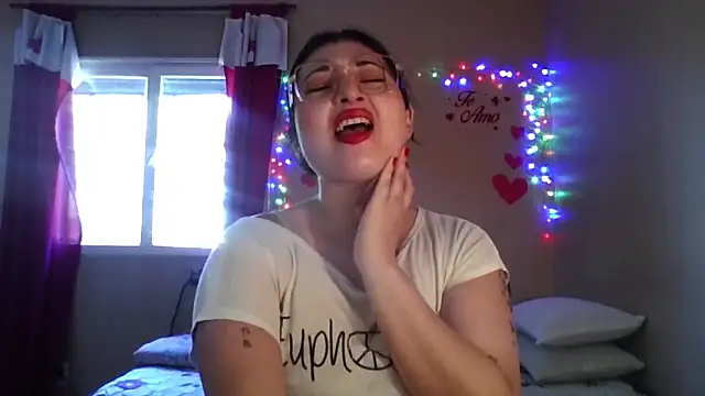 Snapshot of imsohornydacom chatting on February 21, 2026, 5:48 pm imsohornydacom online show from February 21, 2026, 5:48 pm