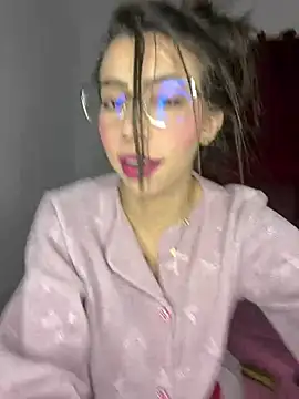 Nada Princesse online show from March 10, 2025, 5:39 pm