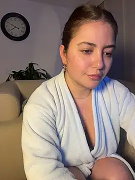 sukhakunis1 online show from June 18, 2026, 12:53 am