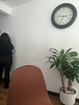 sukhakunis1 online show from October 1, 2025, 5:39 pm