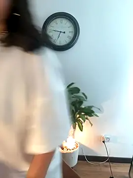 sukhakunis1 online show from October 4, 2025, 5:36 pm