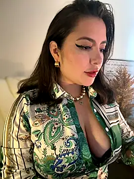 sukhakunis1 online show from September 30, 2025, 3:51 pm