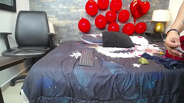 Snapshot of dayadubey_ chatting on September 20, 2025, 10:09 am dayadubey  online show from September 20, 2025, 10:09 am