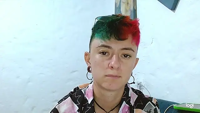tomboyblue online show from February 26, 2025, 12:20 am