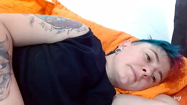 tomboyblue online show from January 30, 2025, 8:53 pm