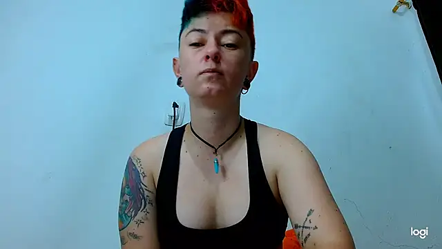 tomboyblue online show from February 5, 2025, 12:49 pm