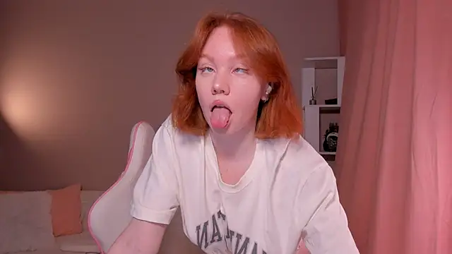 foxyMistrees online show from February 28, 2025, 12:54 am